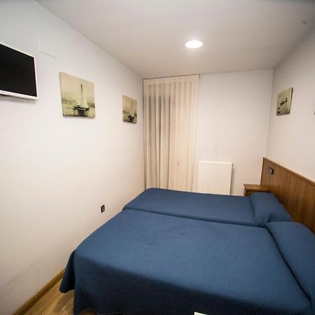 Hostal Caballeros Soria Exterior photo