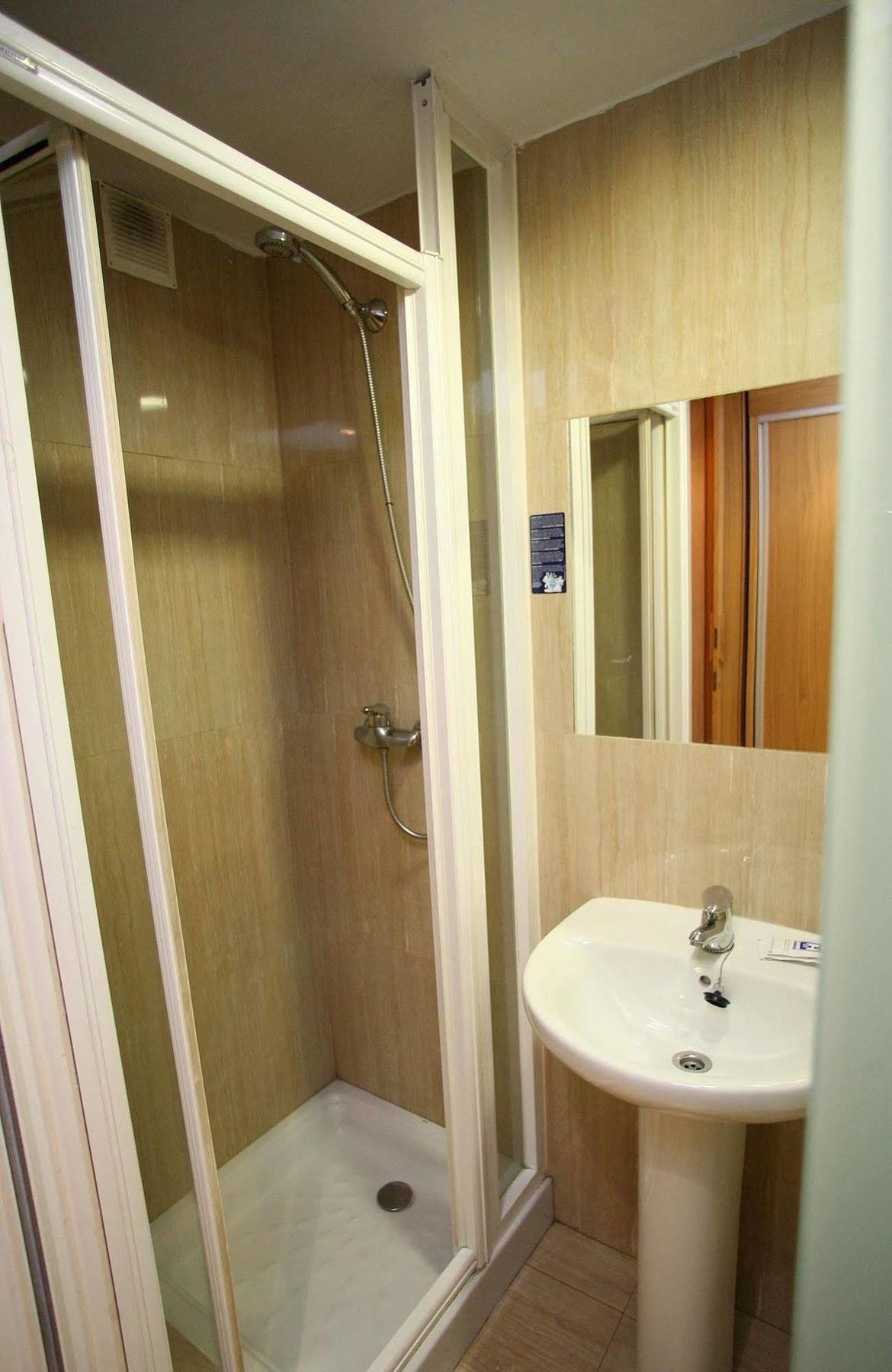 Hostal Caballeros Soria Exterior photo